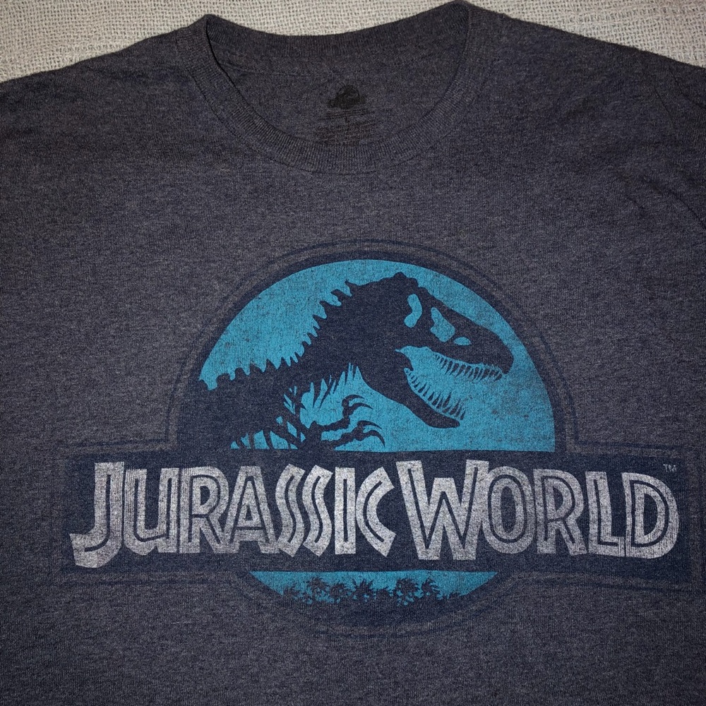 Jurassic Wolrd movie tee